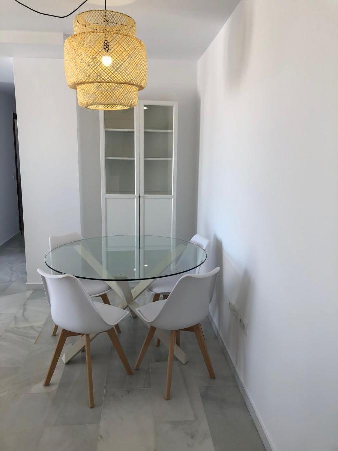 Atico 1 Dormitorio Con Terraza En Calle Vicente Aleixandre Cádiz Buitenkant foto